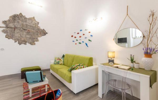 Iris Apartment, Comfort E Stile Nel Cuore Di Bisceglie Exteriér fotografie